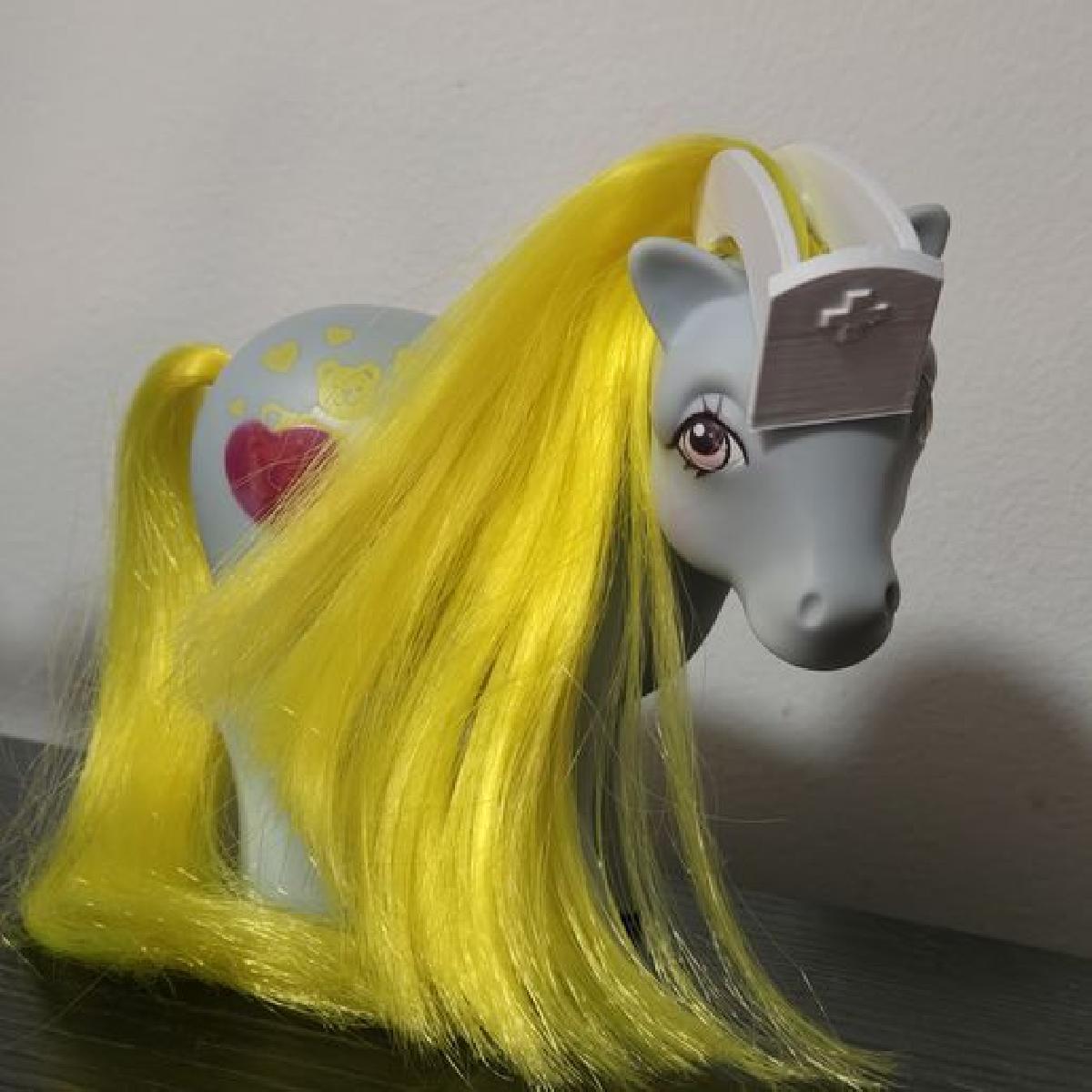 Meu pequeno ponei g1 chapeu de enfermeira