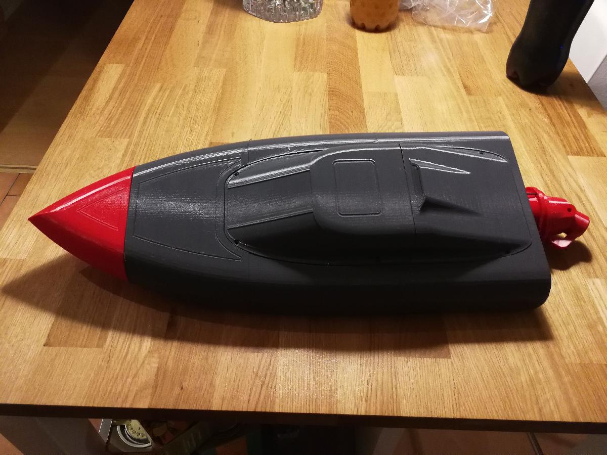 Barco a jato RC Bashtech