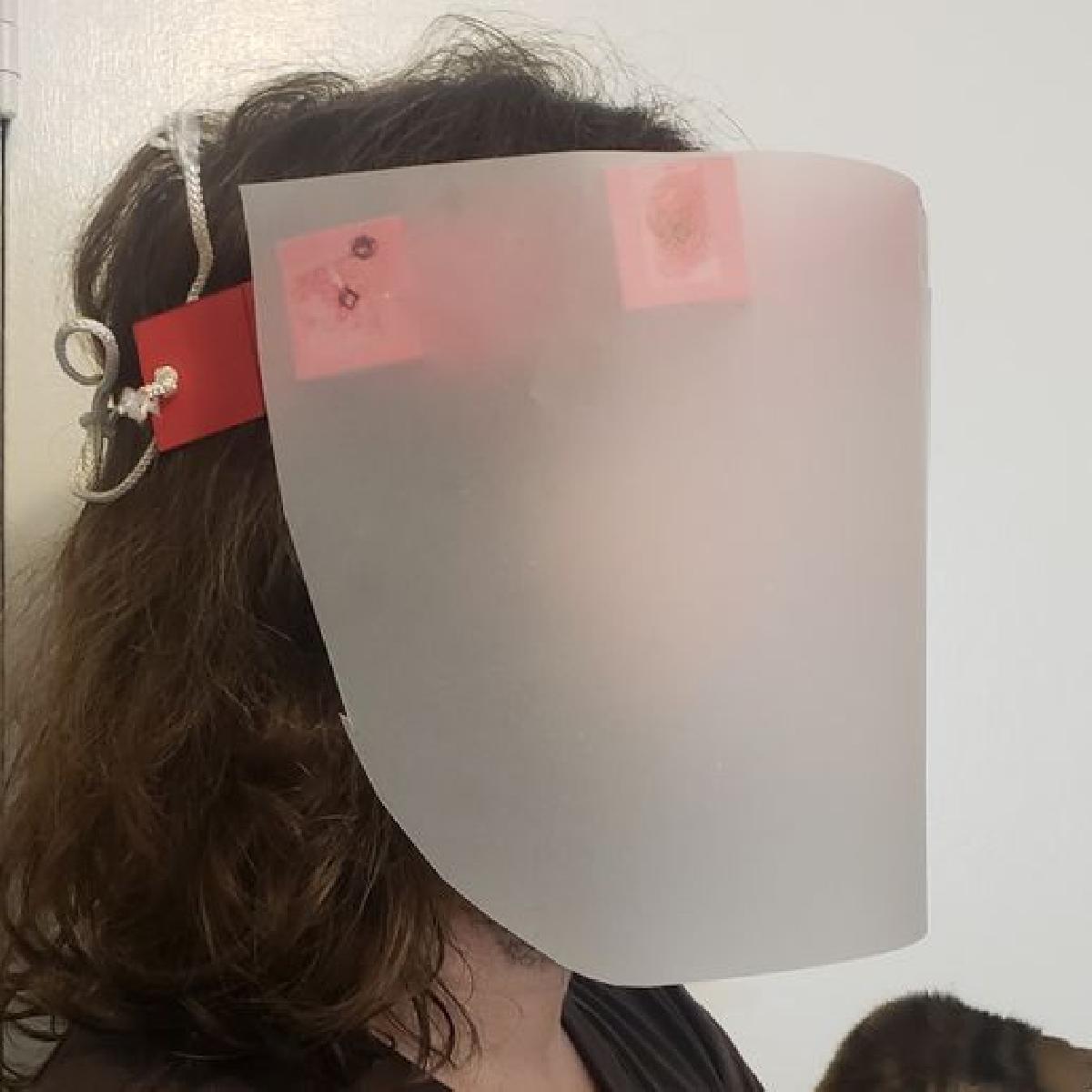 Protetor facial de papel cartao rapido e simples