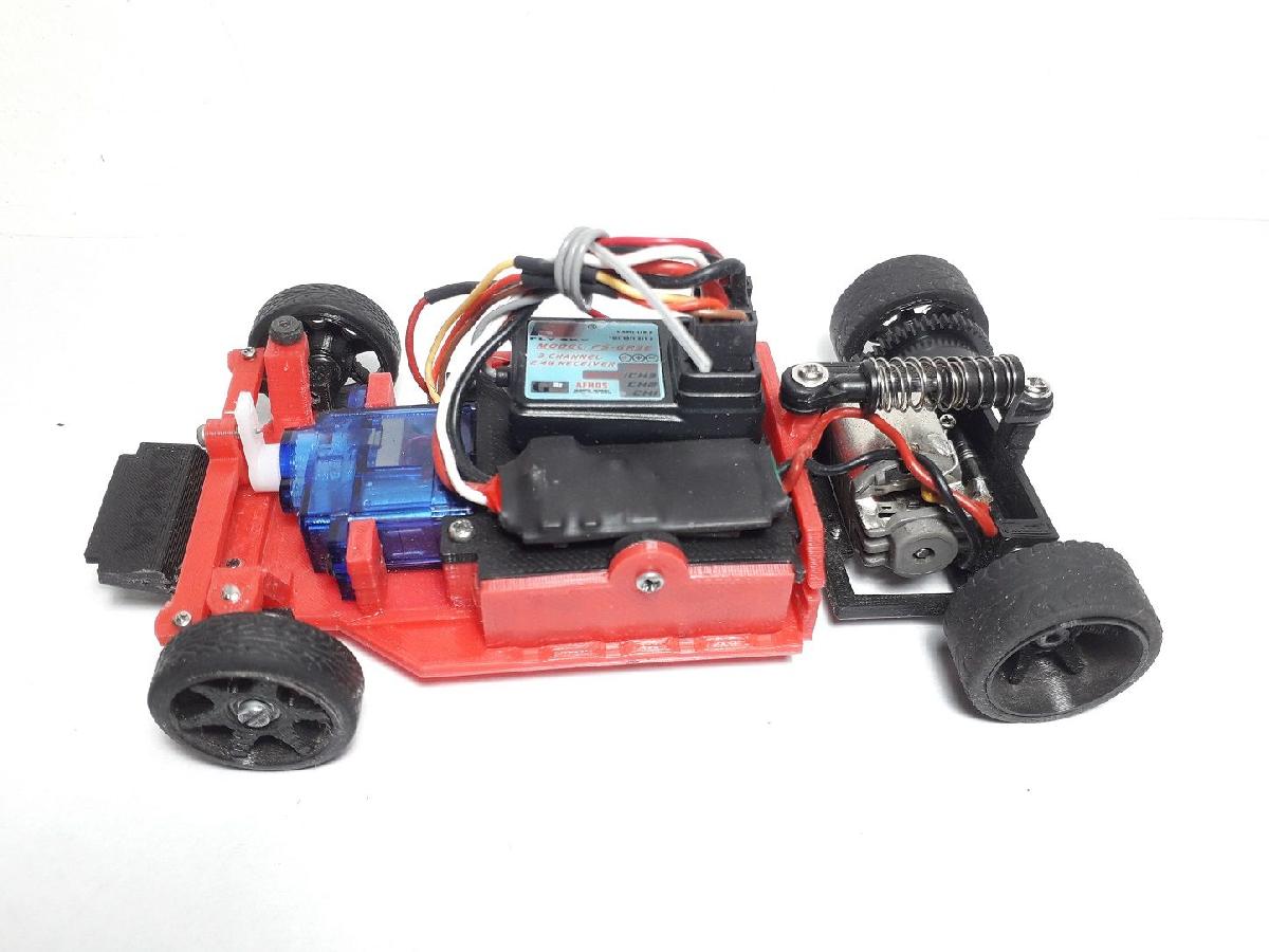 Carro RC impresso em 3D DAC Z V3 escala 1/28