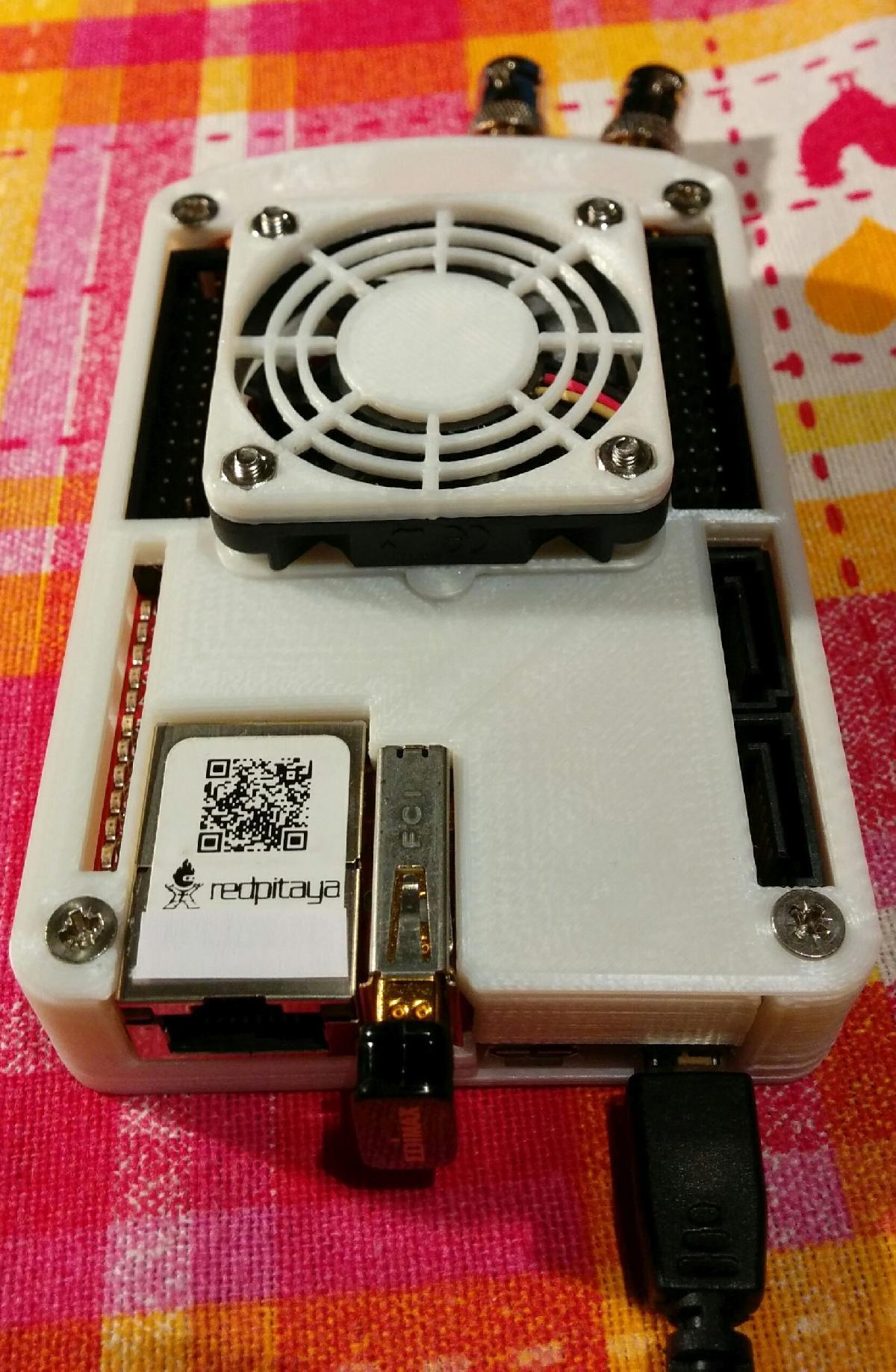 Caixa Red Pitaya (pode ser blindada)