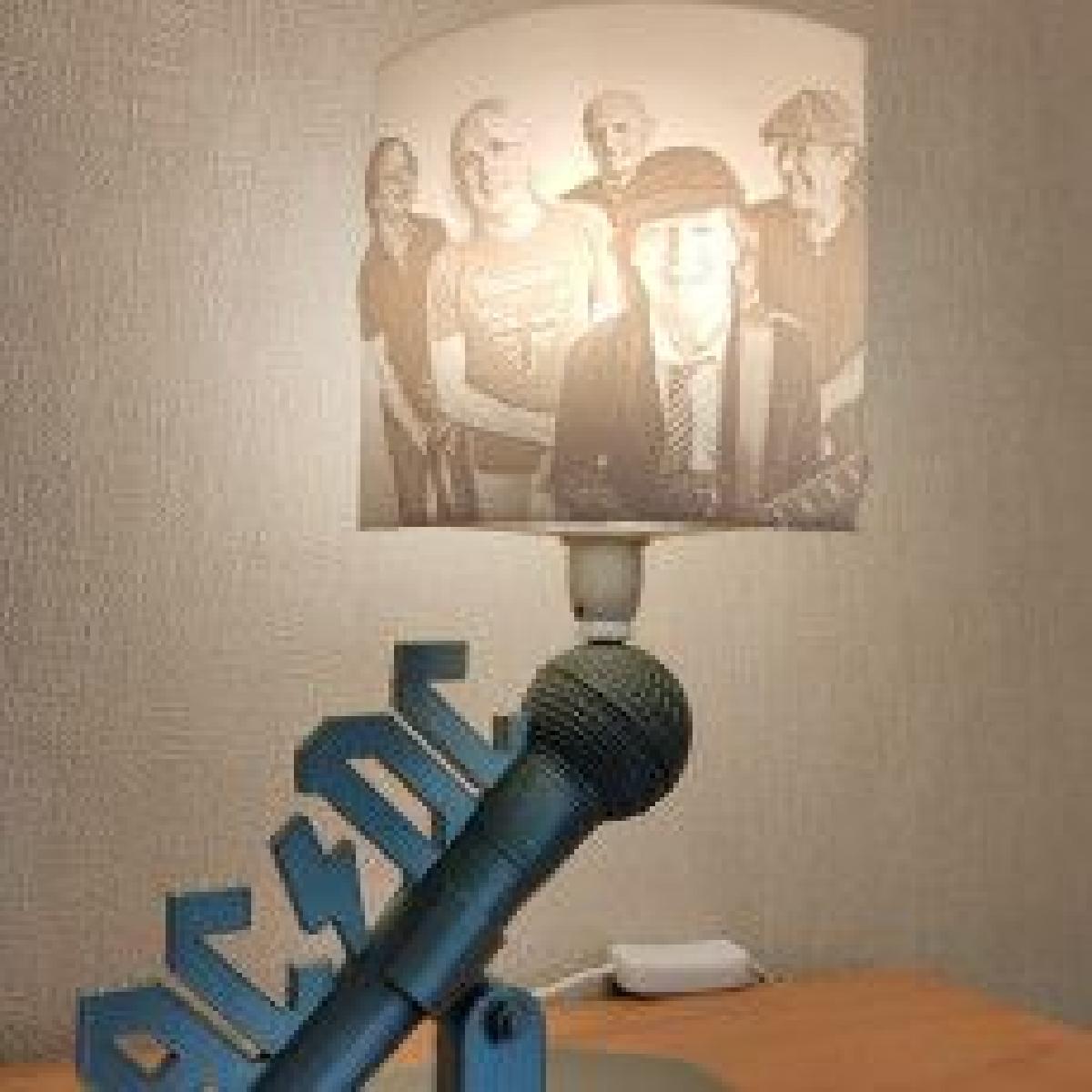 Lampe ACDC