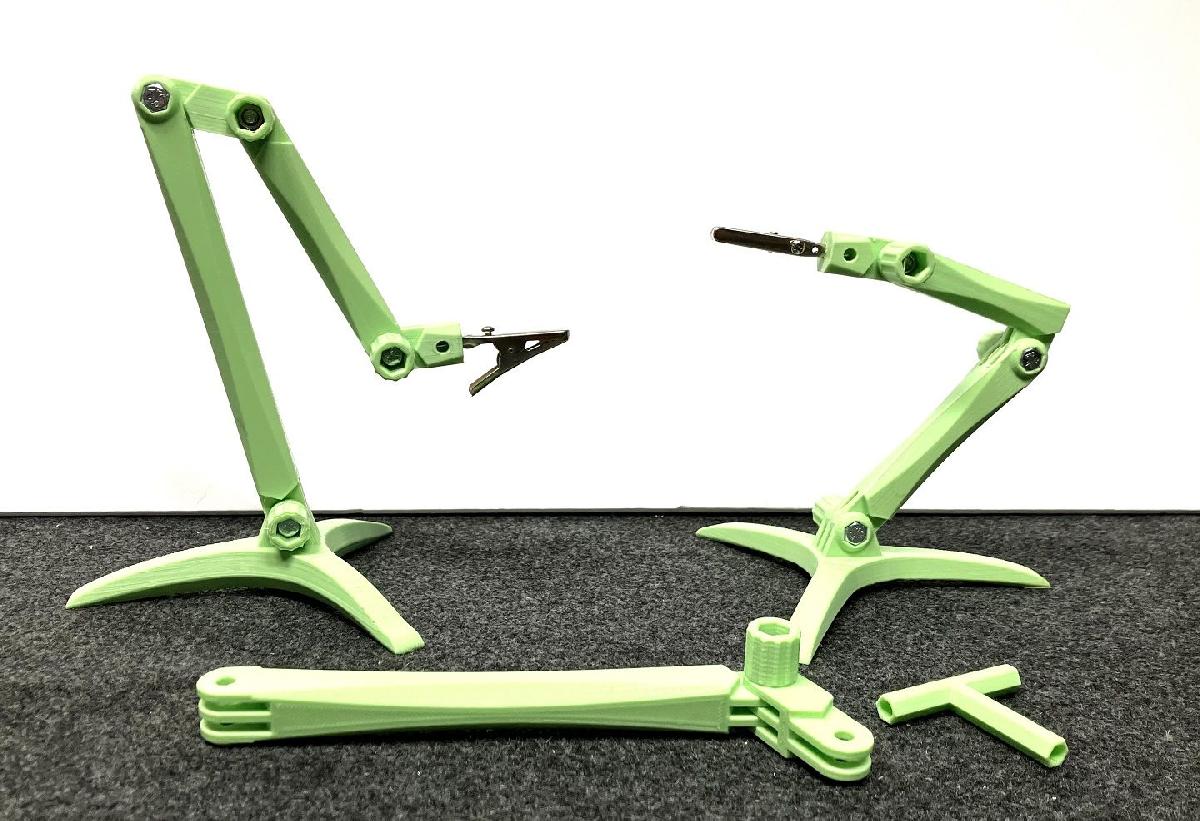 Maos Ajudantes. Soldagem, Eletronica. Projetos