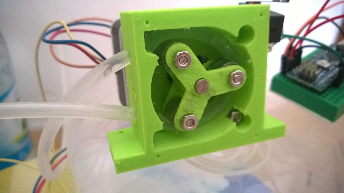 Bomba facil arduino stepper