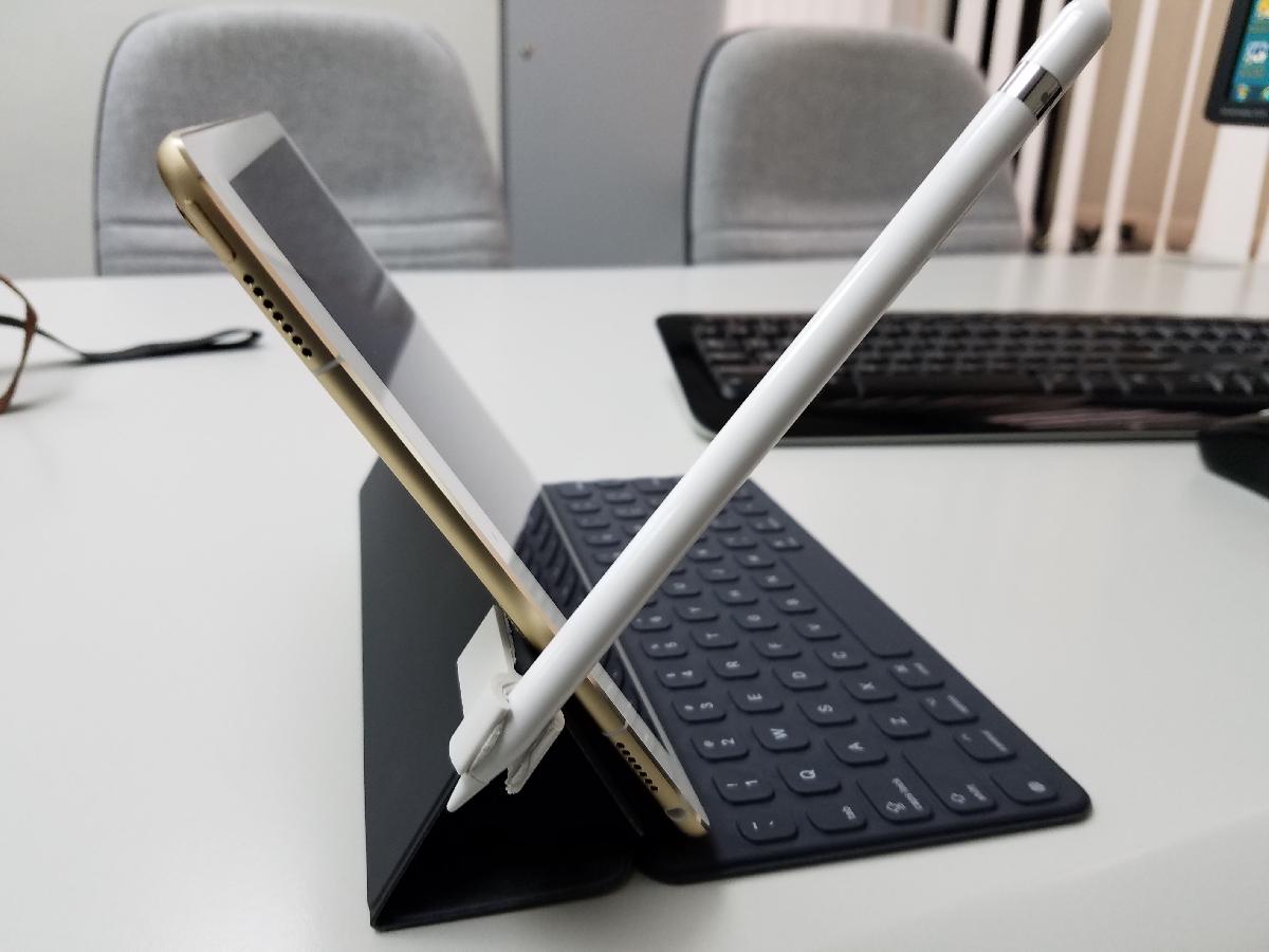 Suporte para Apple Pencil para Teclado Inteligente