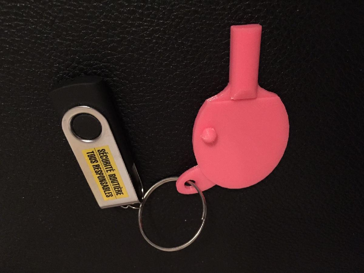 CHAVEIRO DE RAQUETE DE PINGUE PONGUE