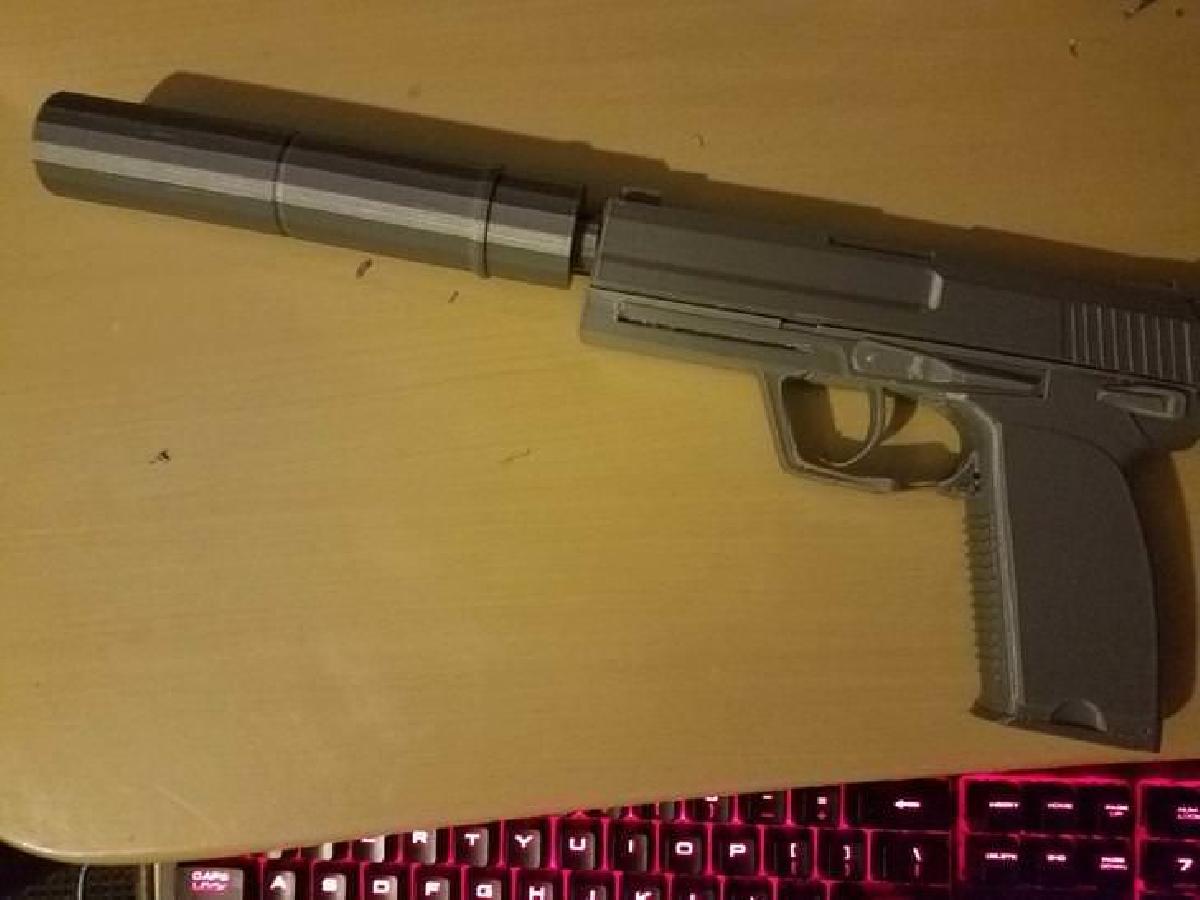 USP S com Supressor Removivel