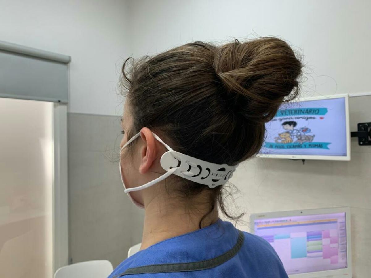 Mascara de sujeita Hiqua