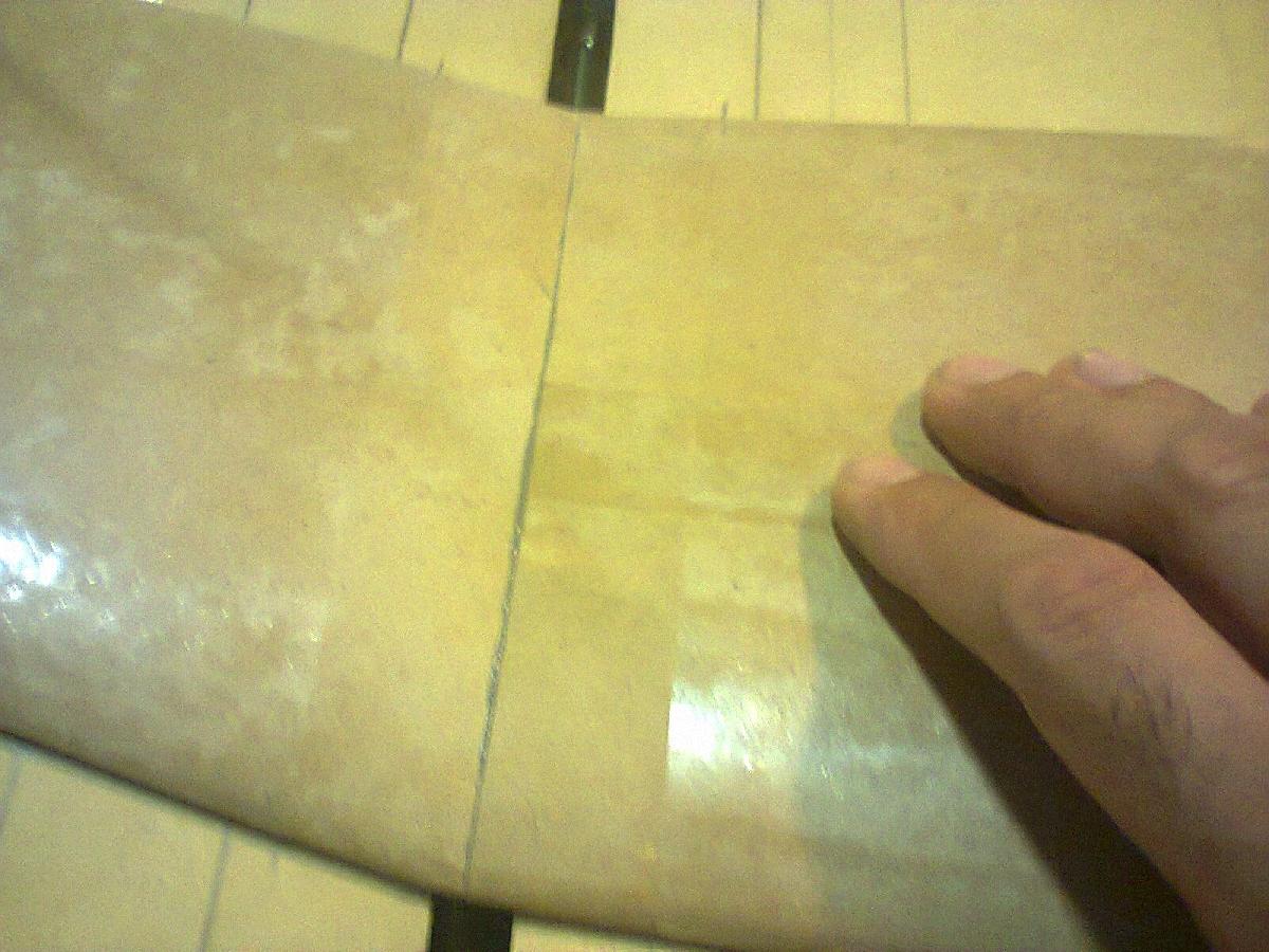 Tabela de ajuda para colagem de asas de aeromodelismo