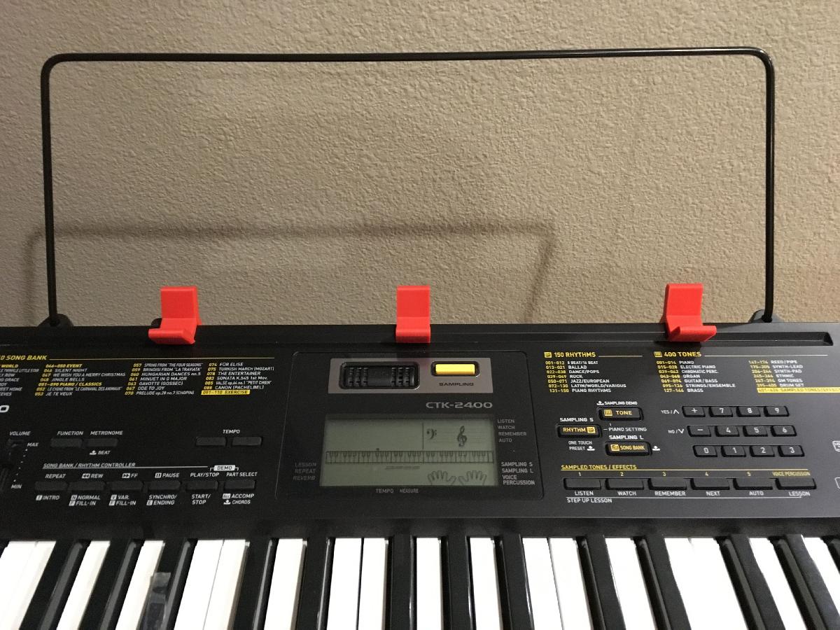 Suporte para partituras para varios teclados Casio CTK e LK.