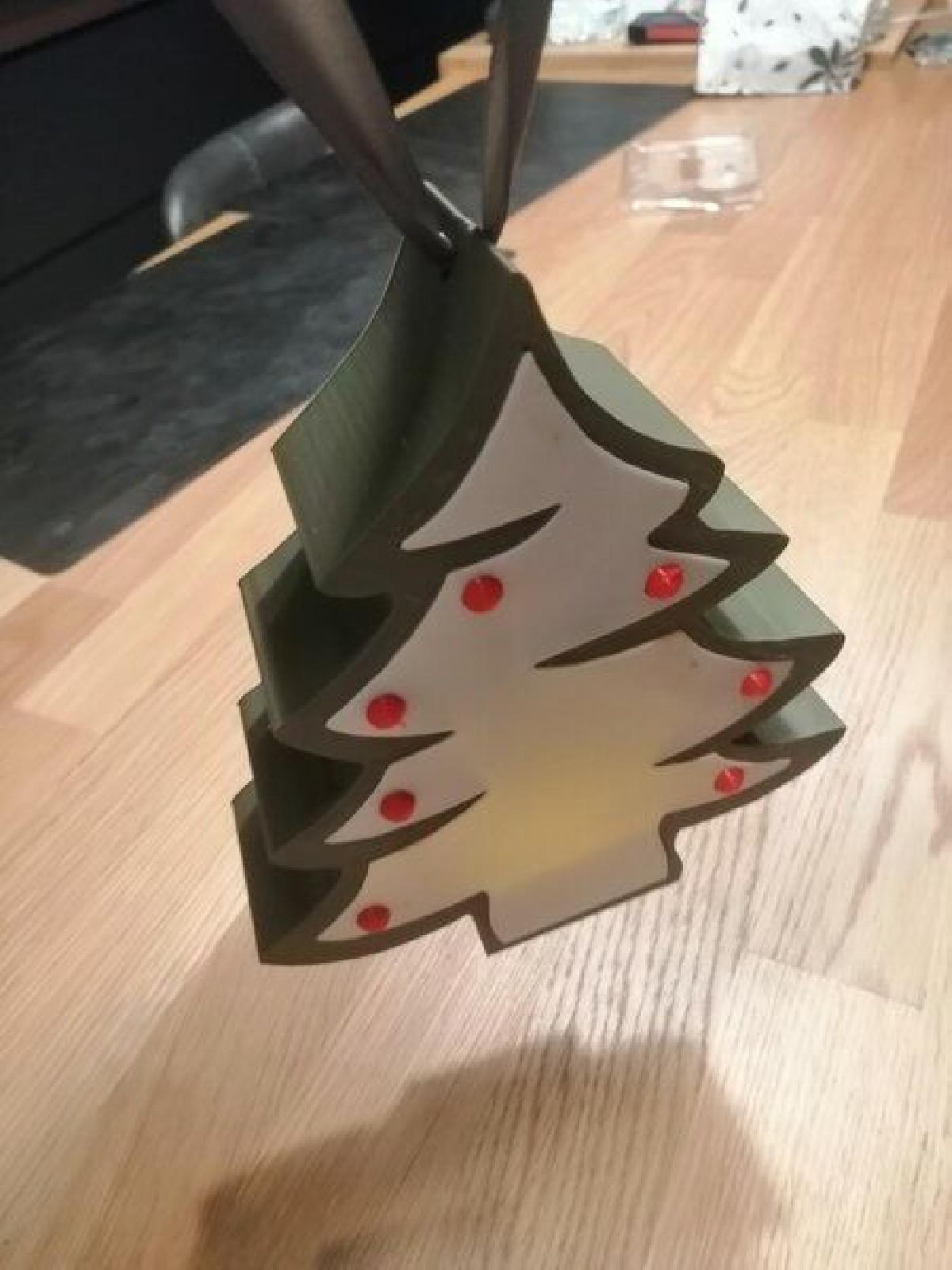 #4 Caixa de arvore de Natal ou lampada