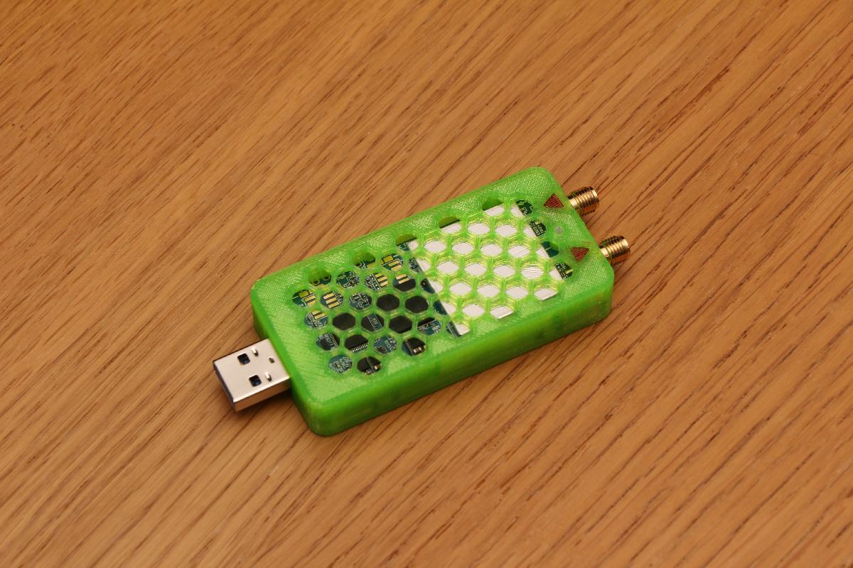 Mais um estojo para LimeSDR Mini.