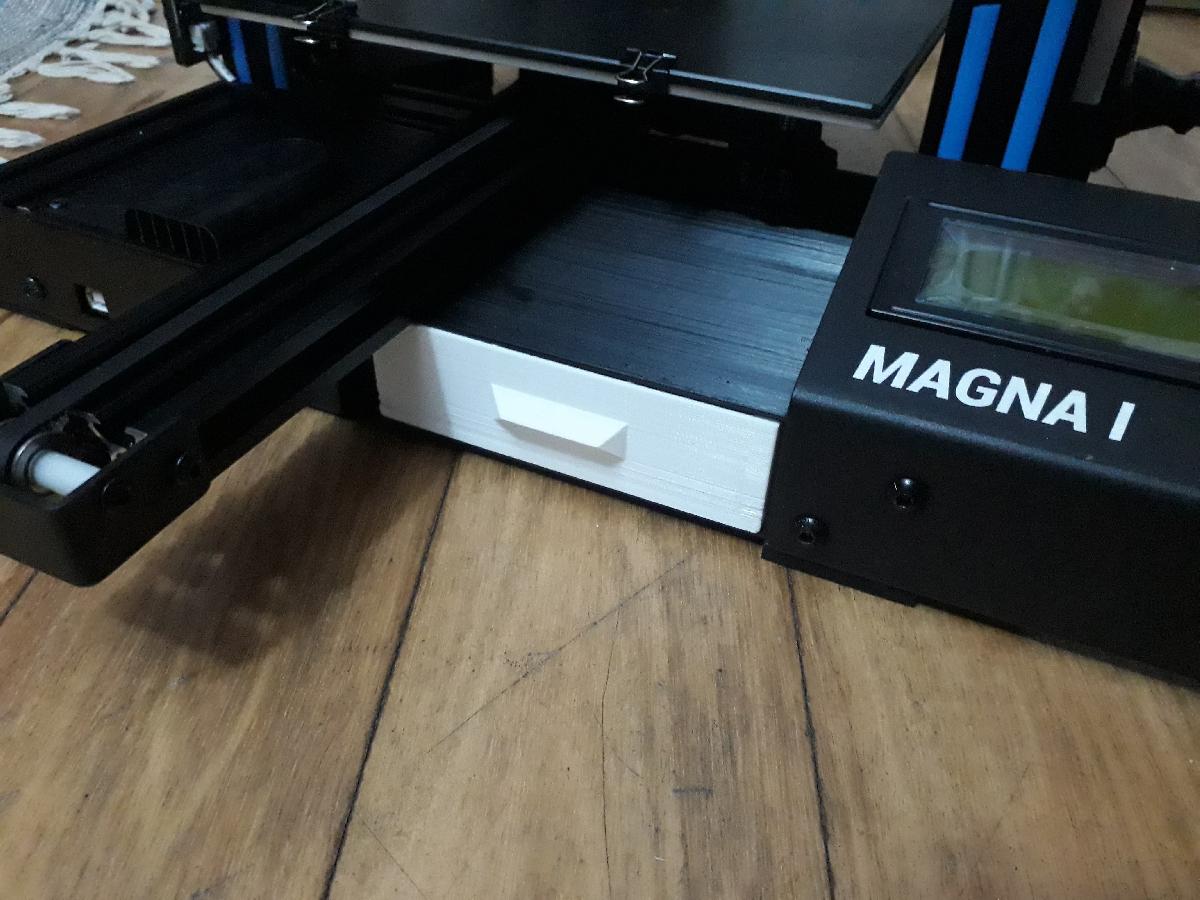 Caixa para ferramentas para Hellbot magna 1