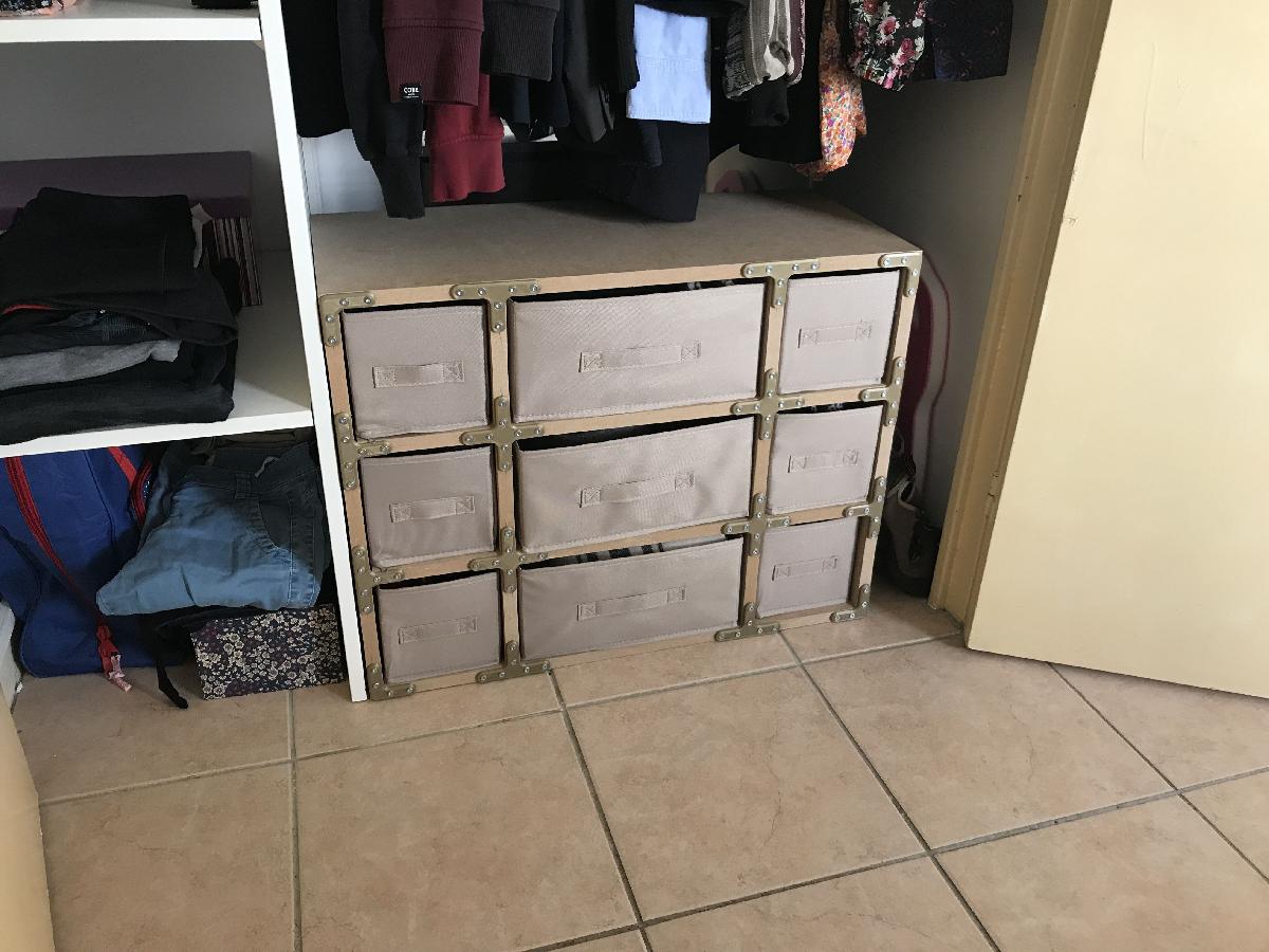 Movel com gavetas (Leroy Merlin)