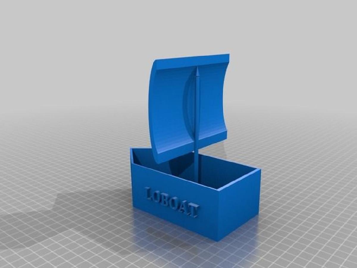 Barquinho caravela feito no Brasil.