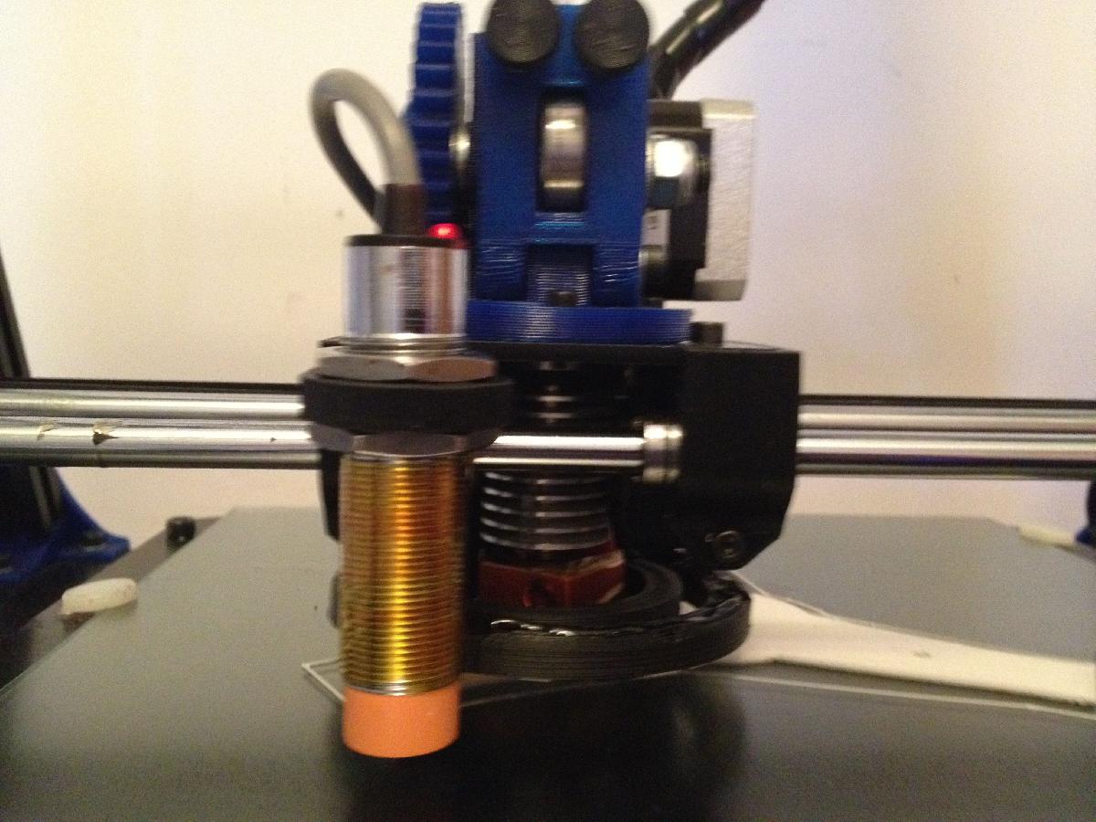 Sensor capacitivo de nivelamento automatico BCN3D+