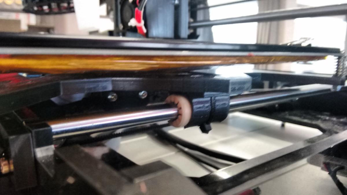 Bearing for the base of the Graber I3 with Igus.