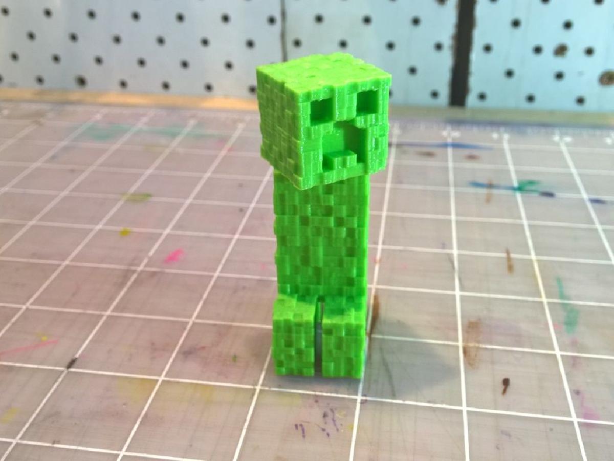 Creeper texturizado do Minecraft com cabeca movel