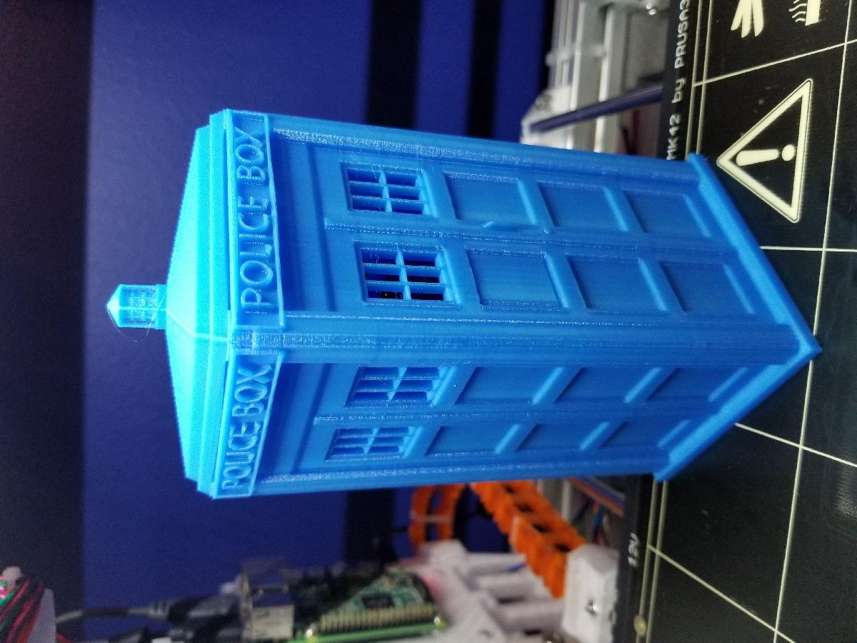 Case do Raspberry PI 3 em formato de TARDIS
