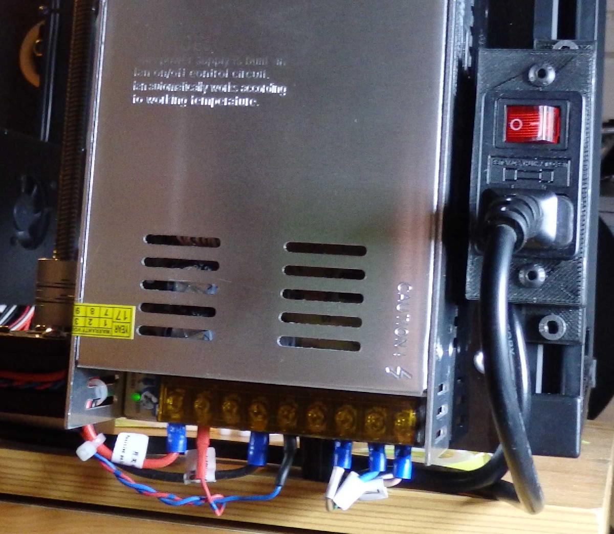 Ender 4   Plugue principal de energia e caixa do interruptor ON/OFF