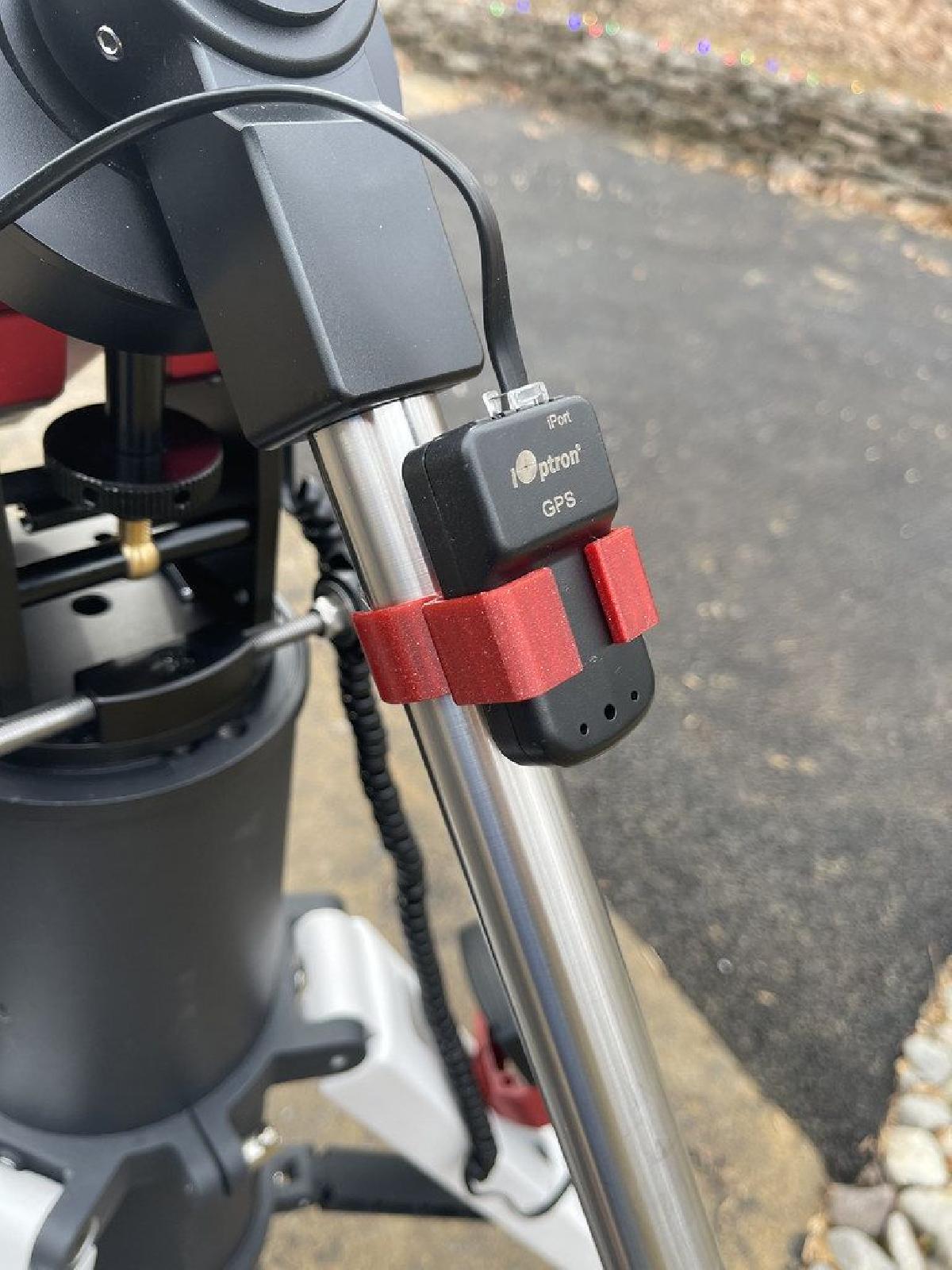 Suporte GPS iOptron CEM40/70 (eixo de contrapeso de 28mm)