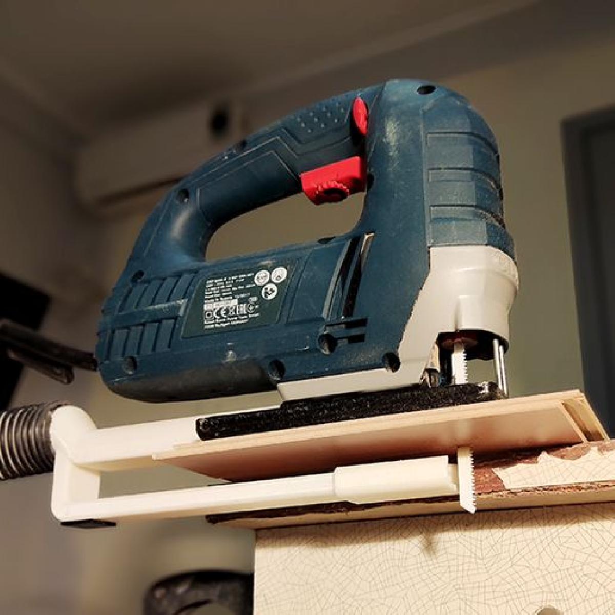 Bico de extracao de poeira para corte de laminado