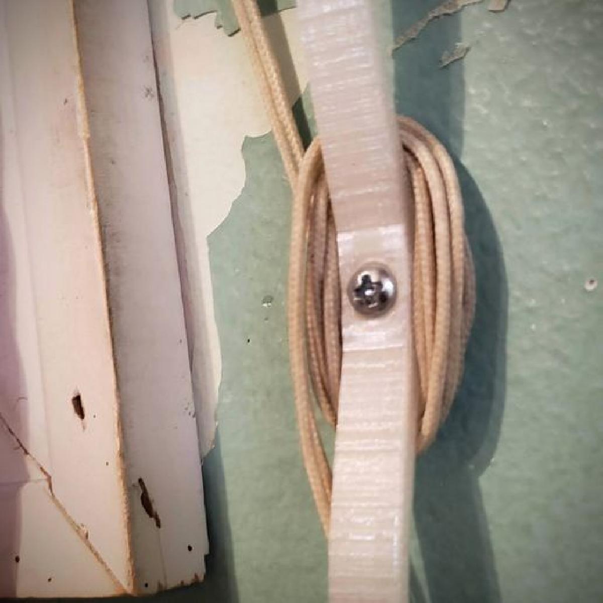Corda de suporte para persianas / enrolador de corda