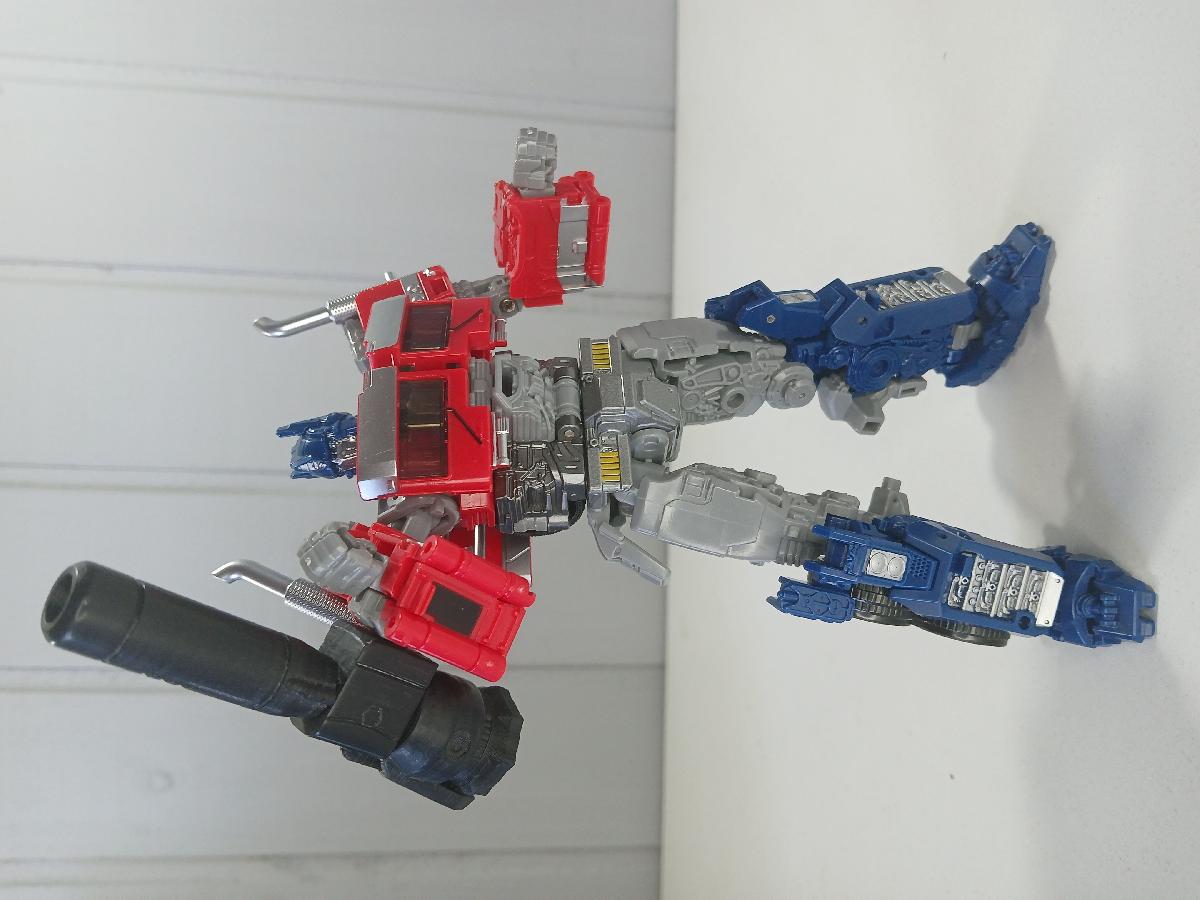 Cano de armamento Megatron para SS102 Optimus Prime
