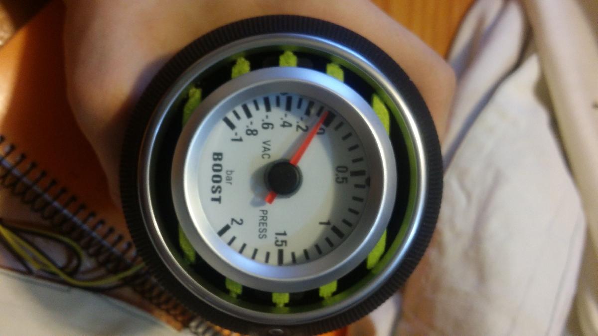 Indicador de agua/oleo turbo 52mm Audi A3