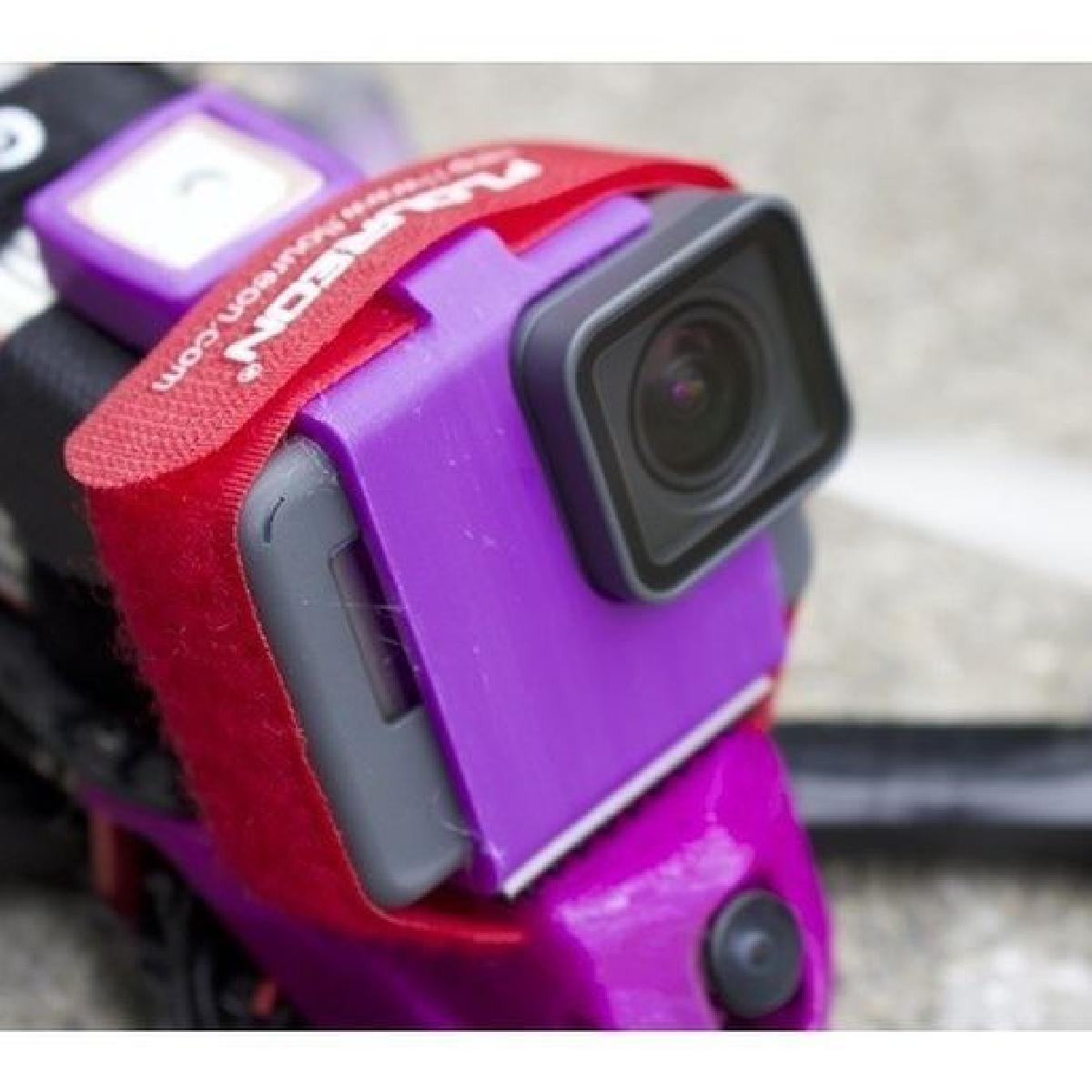 Suporte GoPro Hero 5/6 com slot para faixa de bateria para FPV Freestyle e Corridas.