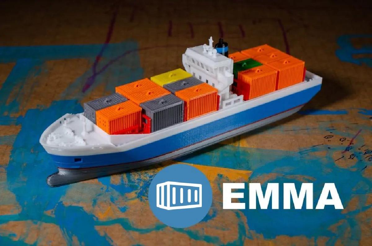 EMMA   um navio porta conteineres