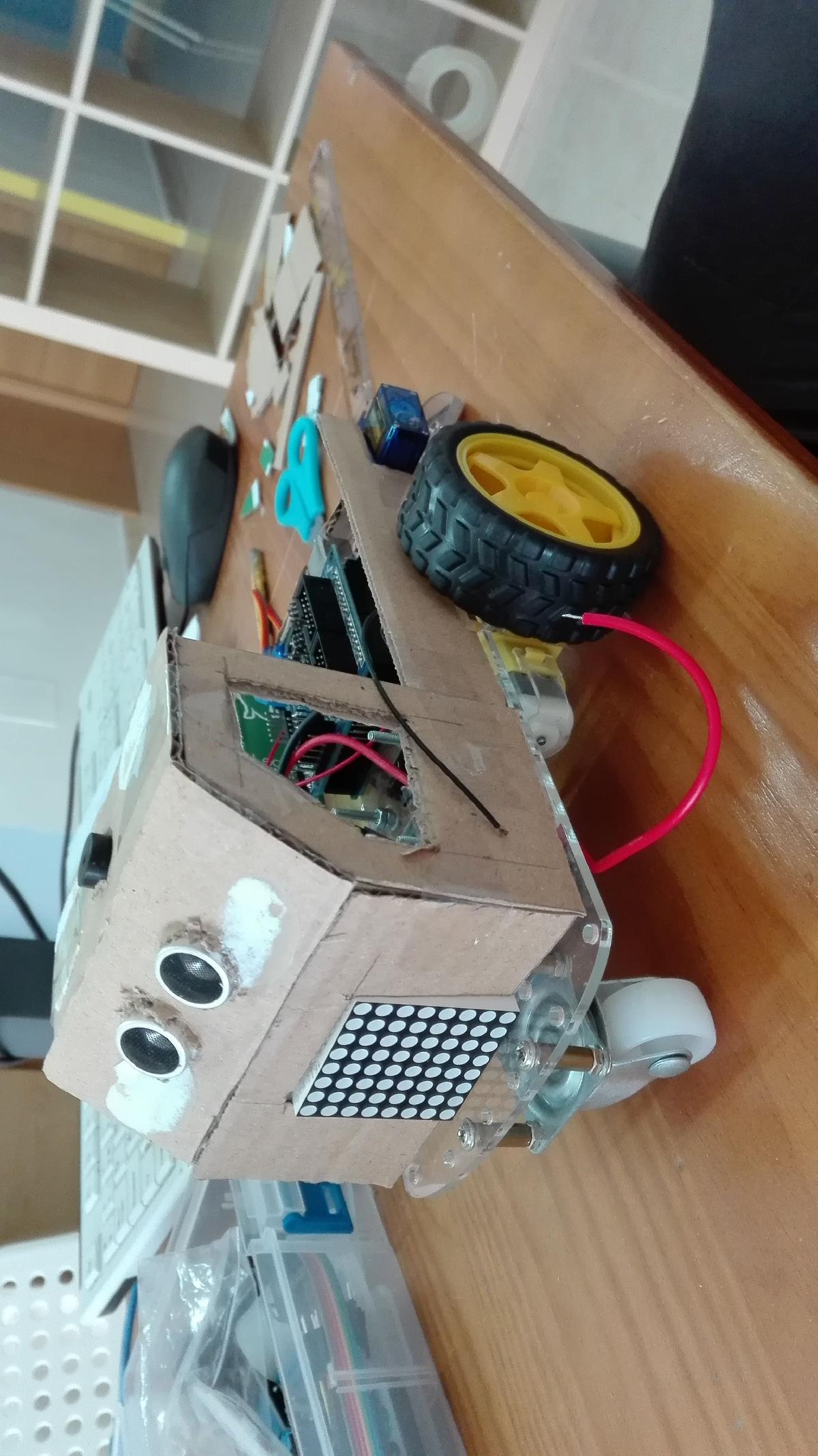 CamionBot 6fc5dc2d98e01cc933958cc16e68c710