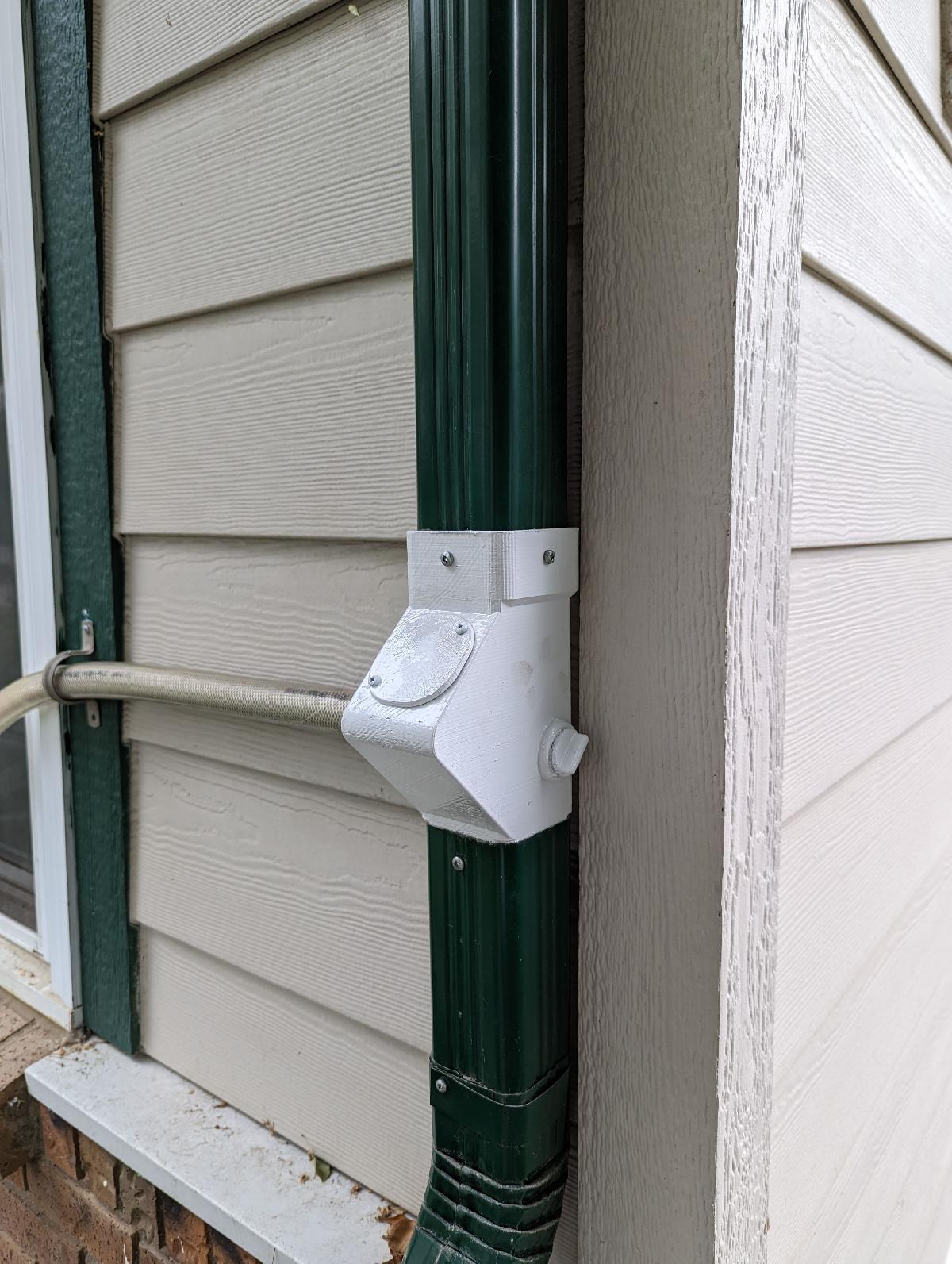 Desviador de agua da calha quadrado de 67 mm / 2,5"   Em progresso!