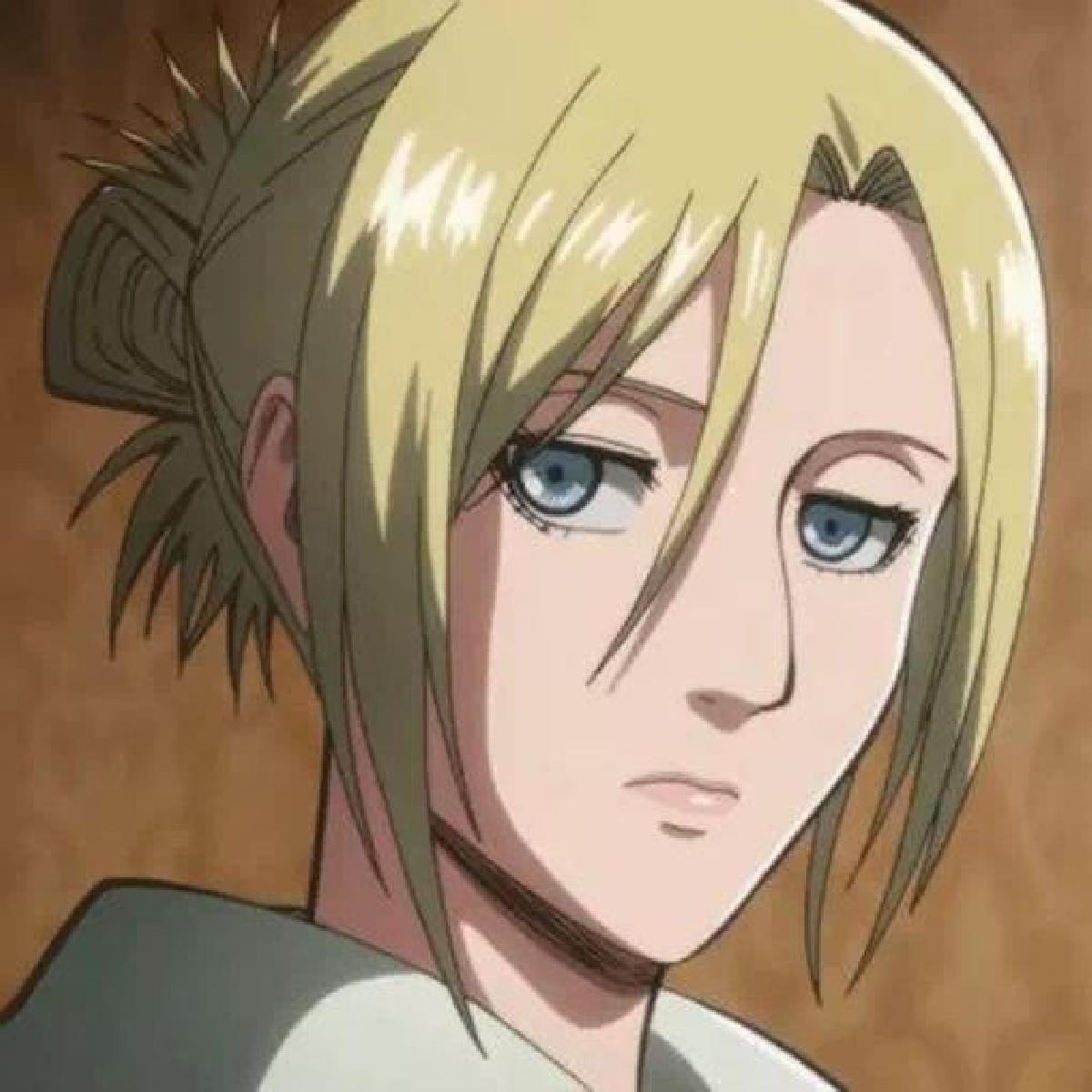 ANNIE LEONHART / CORTADOR DE BISCUITOS SHINGEKI NO KYOJIN