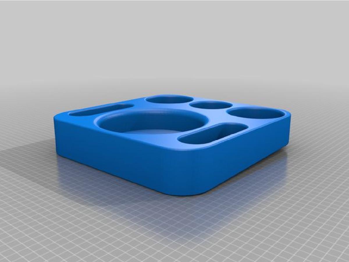 MESA PARA CERVEJA OU REFRIGERANTES COM PORTA VASOS