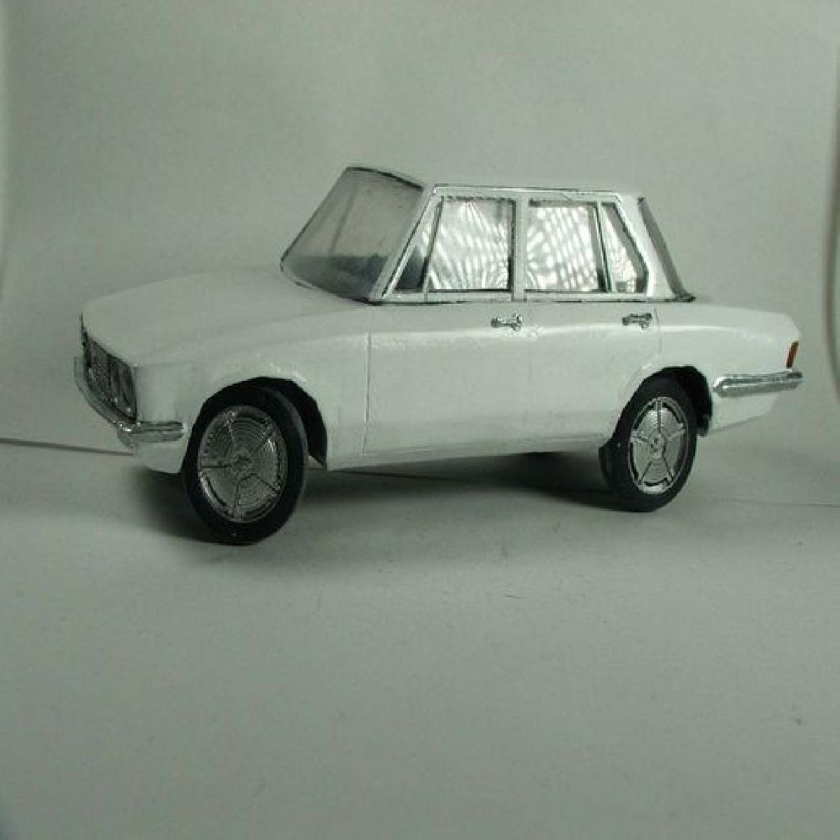 Mazda 1500 (familiar/luce)