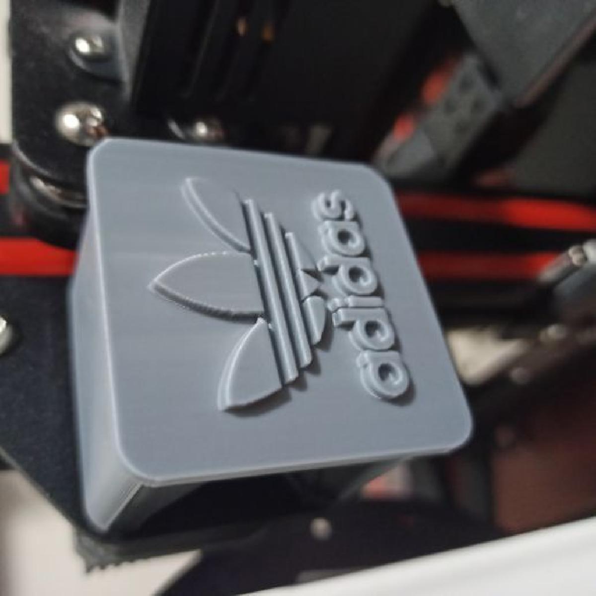 Capa de eixo X Ender 3 QR Adidas