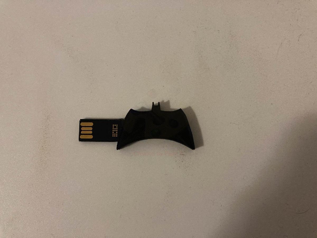 Caso USB Batman UDP