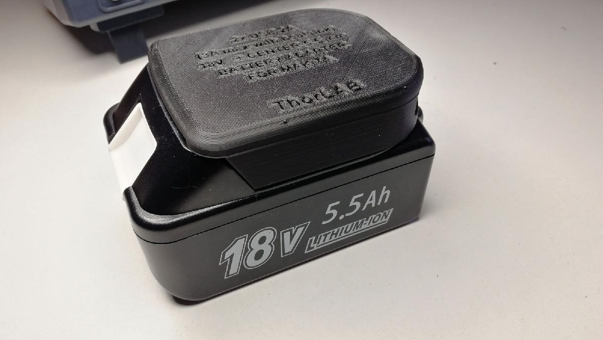 MAKITA Power Bank USB, adaptador para usar baterias MAKITA