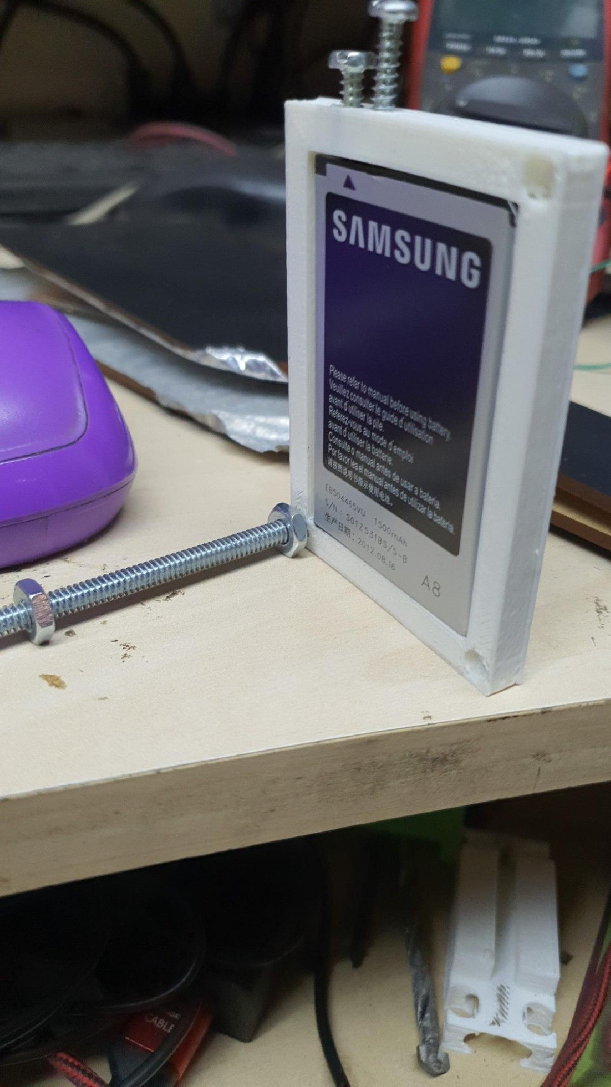 Porta pilha celular Samsung