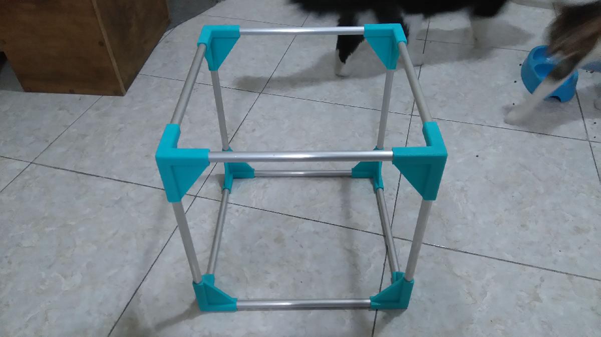 Cople para tubo (Junction for tubes) cubo de aluminio