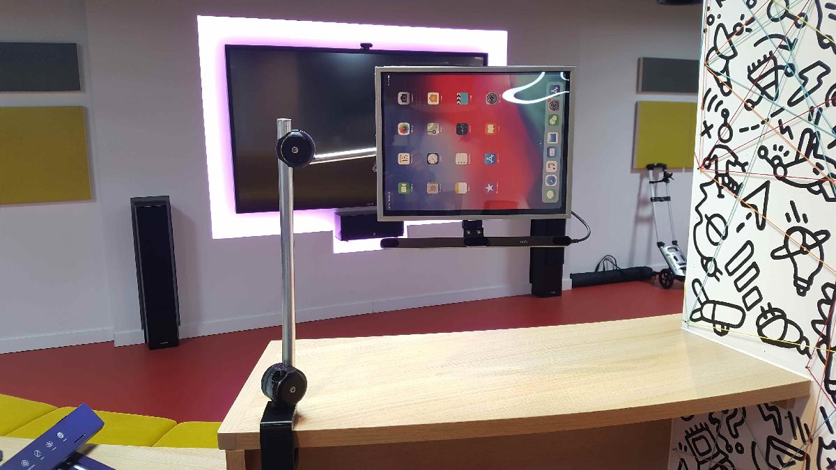 Suporte para tablet articulado