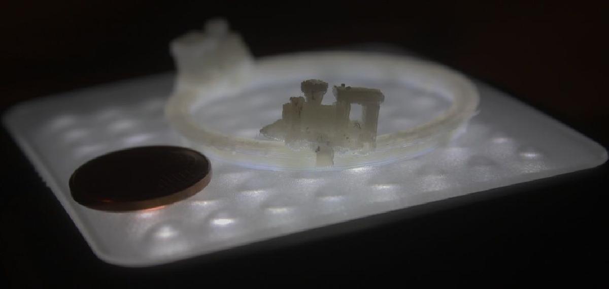 DailyEarring#73: Pequeno anel deslizante em formato de trem 4cm