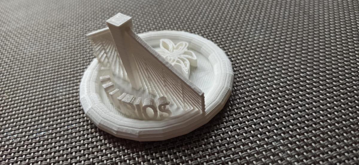 Botao de mesa Lirios