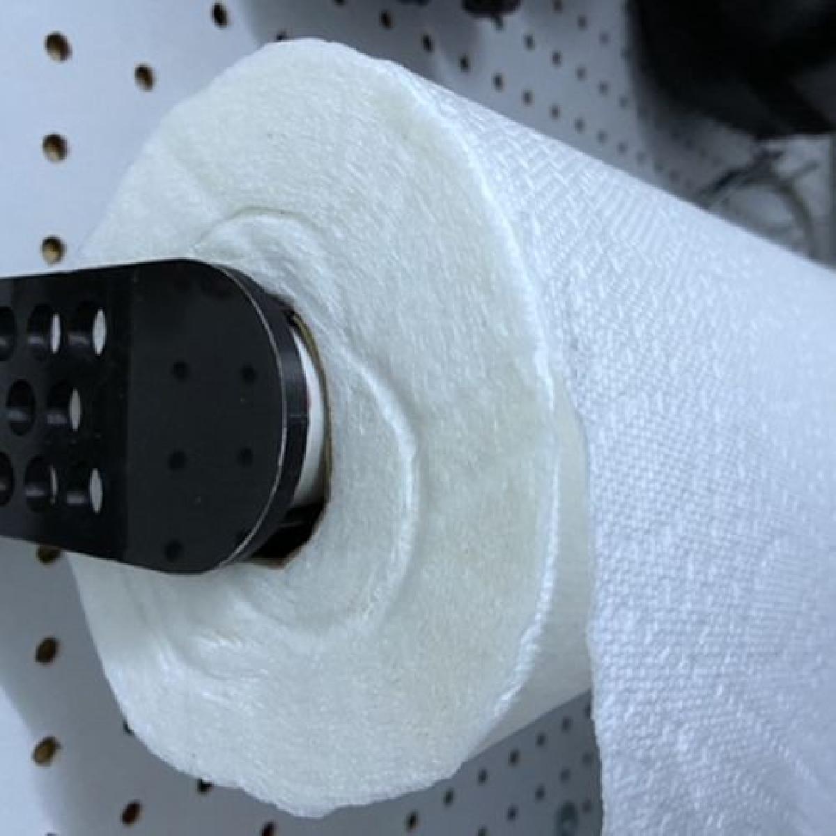 Suporte para Toalha de Papel para Tubo PVC de 1 polegada Espacamento de Furos de Painel de Ferramentas