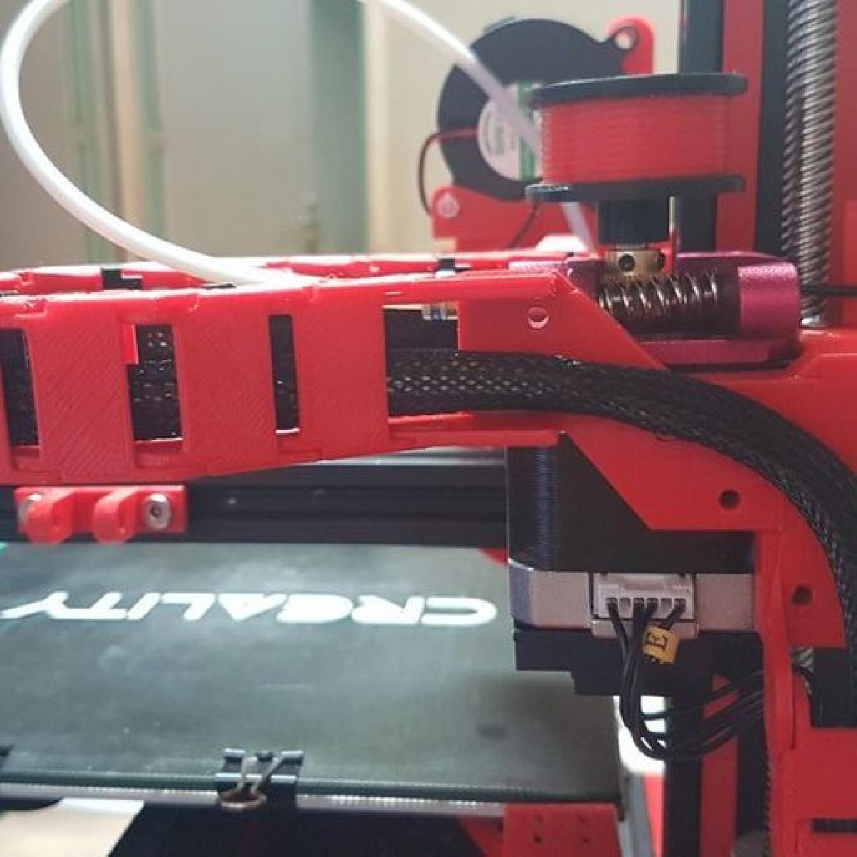 Suporte de montagem para a corrente de cabos do Ender 3   Extrusora e Hotend   guia de filamento
