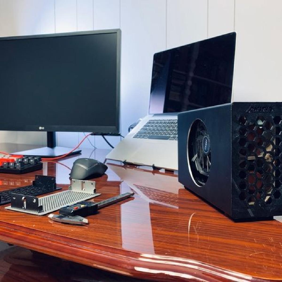 Akitio Thunder 2, 3 EGPU "Alta Fluxo de Ar" tampa frontal