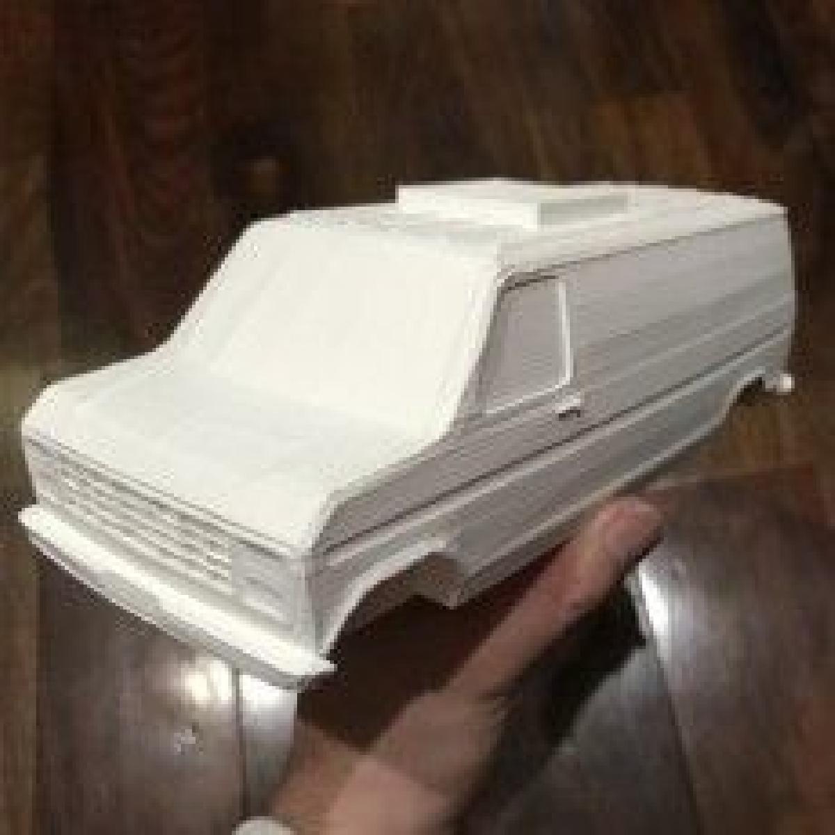 Ford E 250 XLT de 1980 (otimizado para impressao 3D)
