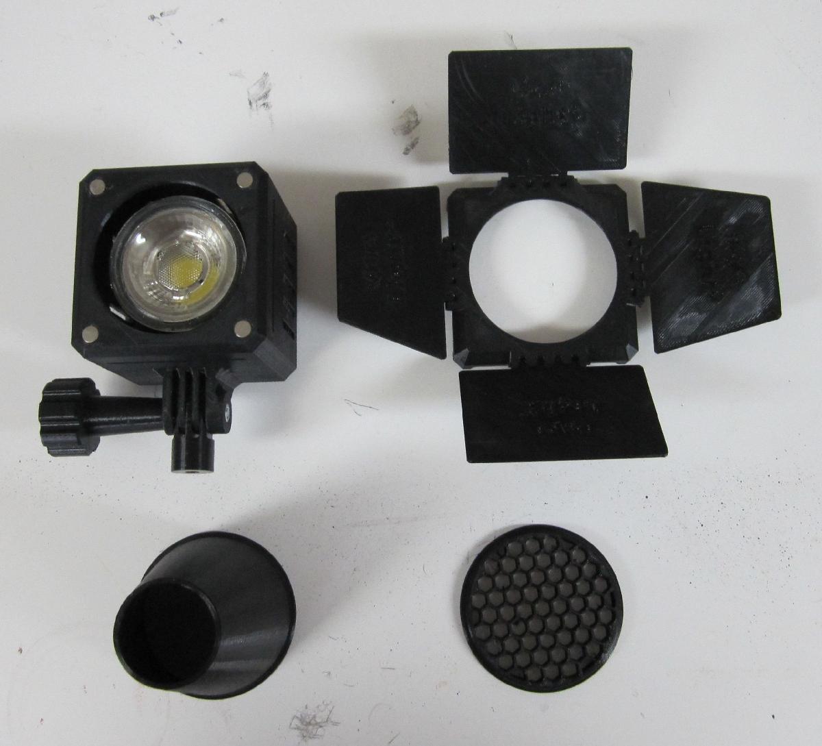 Light³, uma pequena luz de estudio LED Cube GU10.