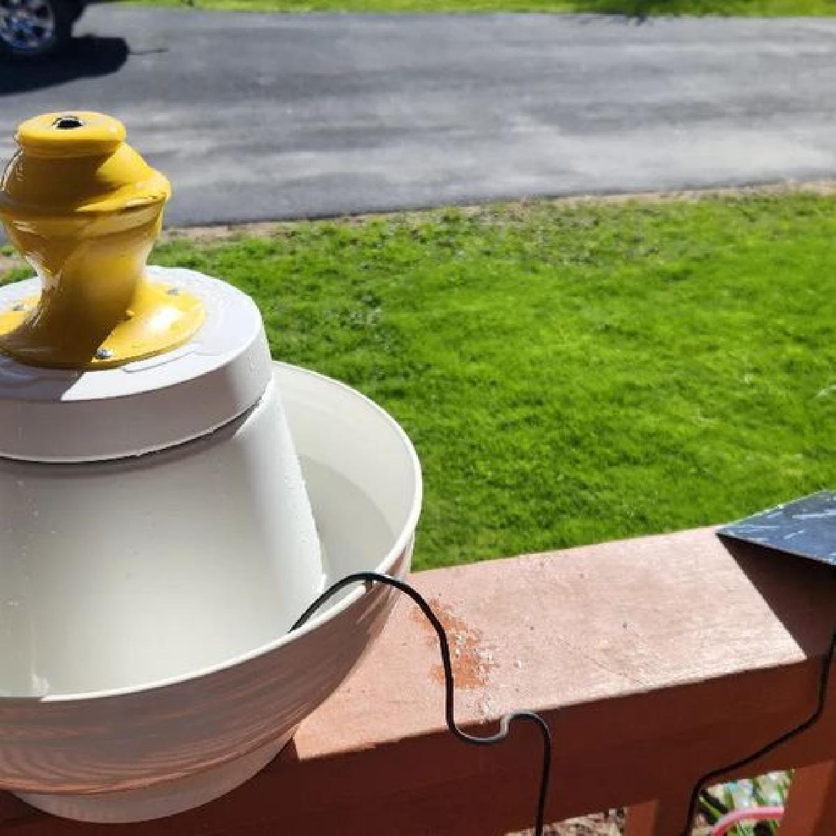 Fonte de Vaso de Flor com Banheira de Beija flor